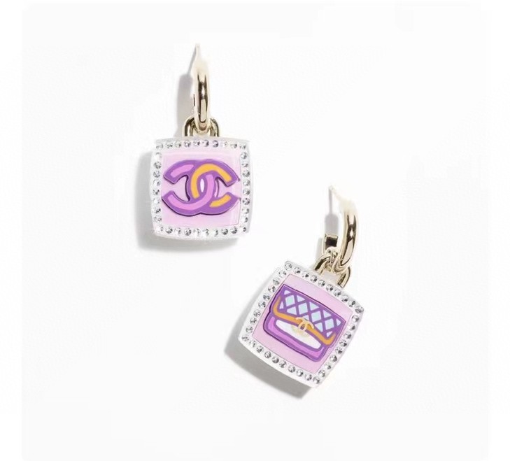 Ch**el earrings